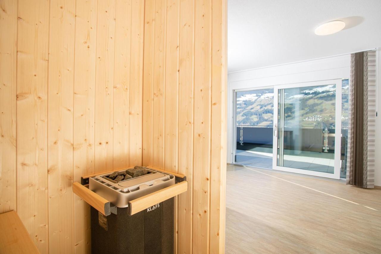 H21 - Modernes Ferienhaus 145Qm, 4Sz, Wellnessbereich Mit Sauna Und Dachterrasse Mit Panoramablick, Kuehlen Und Heizen Mit Geothermie Fügen Extérieur photo