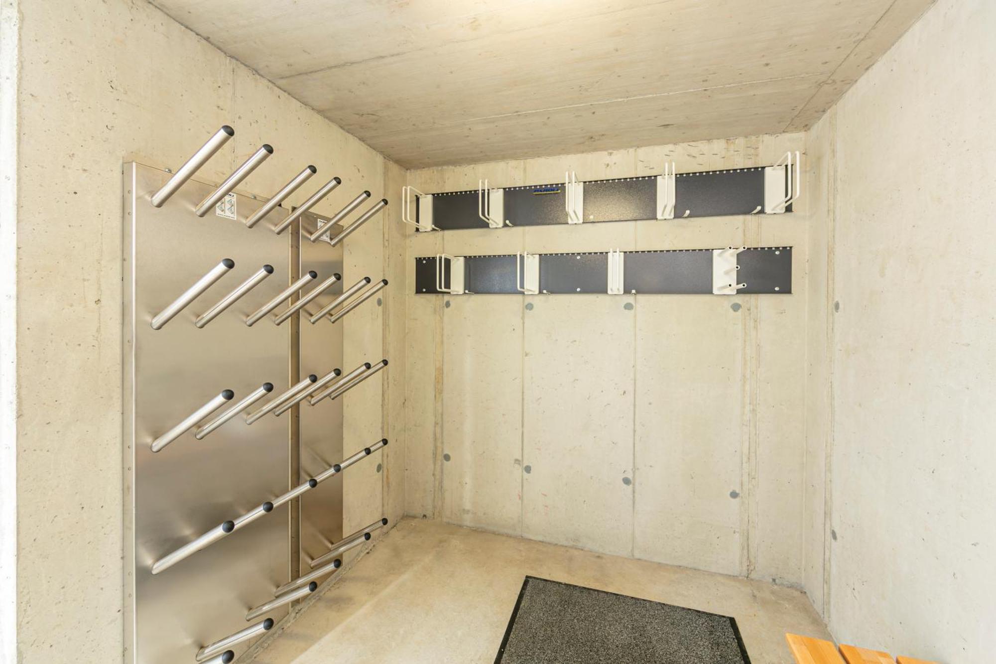 H21 - Modernes Ferienhaus 145Qm, 4Sz, Wellnessbereich Mit Sauna Und Dachterrasse Mit Panoramablick, Kuehlen Und Heizen Mit Geothermie Fügen Extérieur photo