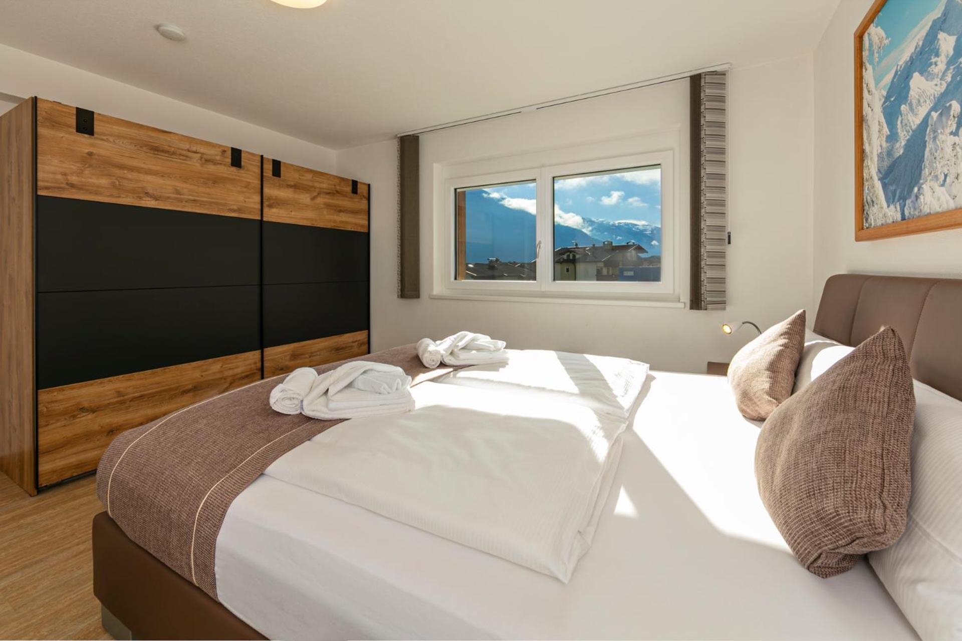 H21 - Modernes Ferienhaus 145Qm, 4Sz, Wellnessbereich Mit Sauna Und Dachterrasse Mit Panoramablick, Kuehlen Und Heizen Mit Geothermie Fügen Extérieur photo