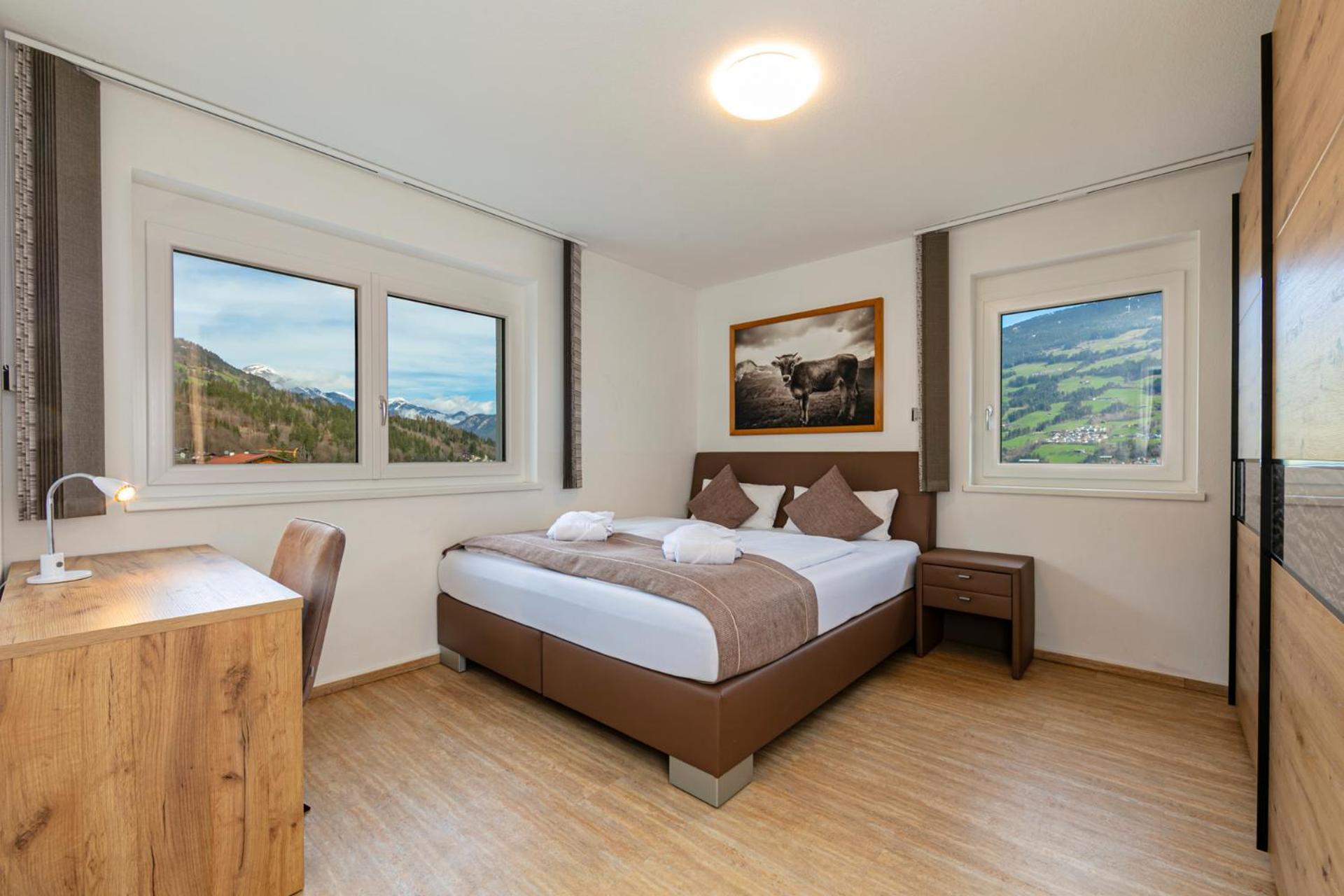 H21 - Modernes Ferienhaus 145Qm, 4Sz, Wellnessbereich Mit Sauna Und Dachterrasse Mit Panoramablick, Kuehlen Und Heizen Mit Geothermie Fügen Extérieur photo